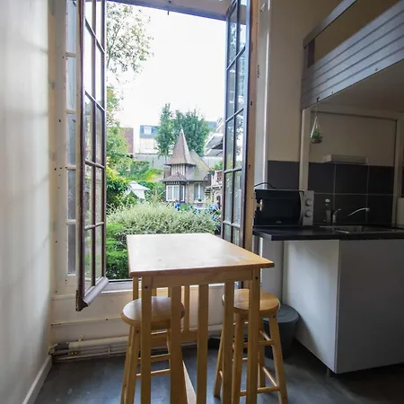 Gare Apartman